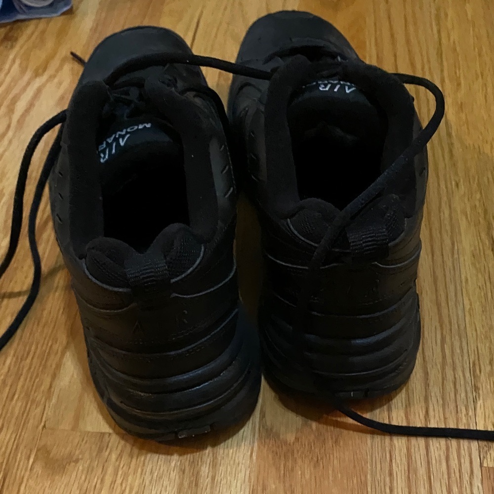 Nike Air Monarch Men's Black Athletic Shoes - Picture 4 of 5